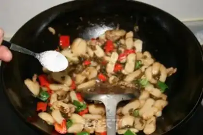Make Fried horseshoes step 7