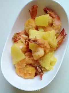 Make Pineapple grunt shrimp step 8