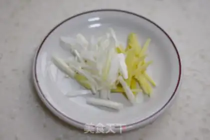 Make Pepper sauce noodles step 2