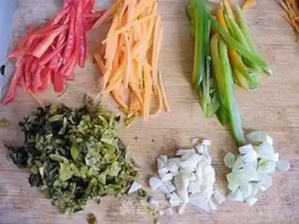 Make Sour noodles step 1