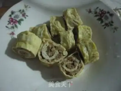 Make Tomato chicken omelet step 1