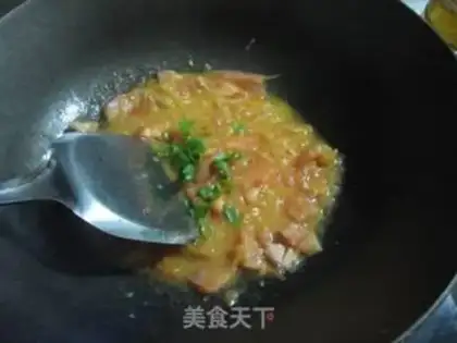 Make Tomato chicken omelet step 4