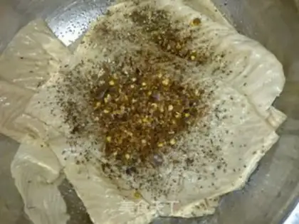 Make Spicy bean skin step 1