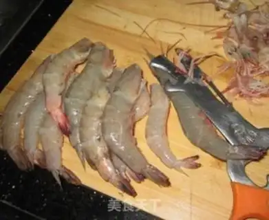 Make Soy sauce and shrimp step 1
