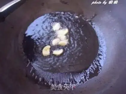 Make Rolling mushroom meat step 4