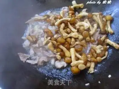 Make Rolling mushroom meat step 6