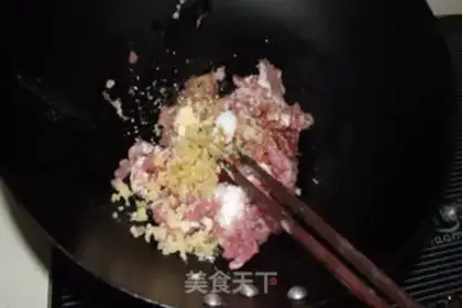 Make Steamed meatloaf step 1
