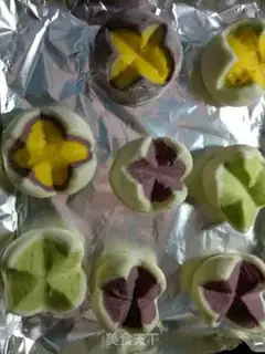 Make Flower buns step 14
