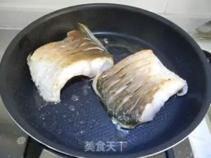 Make Shrimp sauce. Steamfish step 3