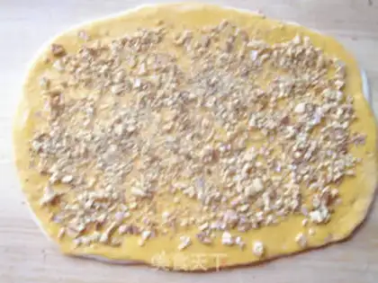 Make walnuts with walnuts step 5