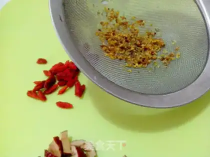 Make Cinnamon tea step 2