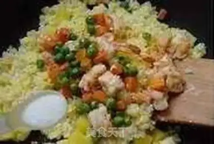 Make Pineapple shrimp fried rice step 5