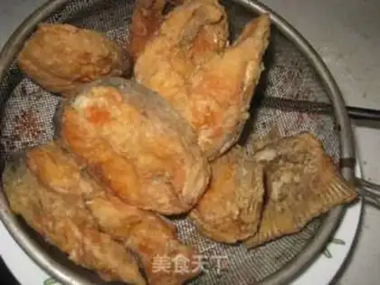Make Five smelts of fried fish step 6