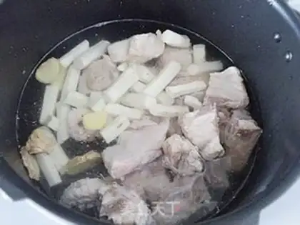 Make Mountain medicine and bone soup step 4