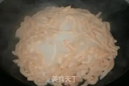 Make Homemade shrimp noodles step 8