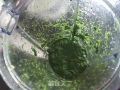 Make Chicken soup spinach noodles step 0