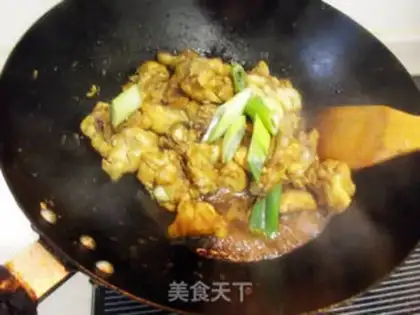 Make Red-burned chestnut chicken step 5