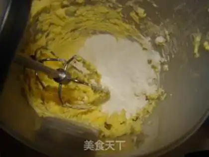 Make Milk sesame cake step 1