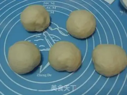 Make Bacon cheese rolls step 5