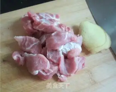 Make Scrawny soup step 1
