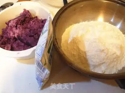 Make The embroidery roll step 1
