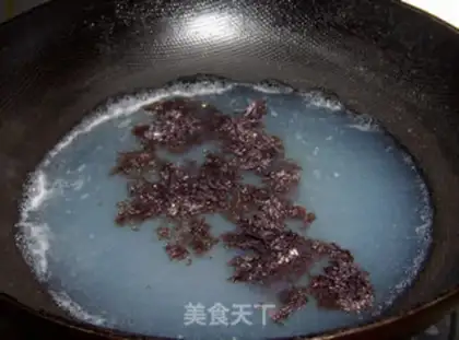 Make Flowers and purple soup step 6