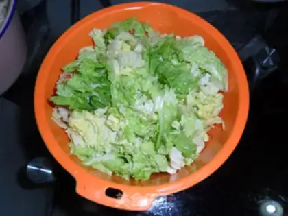 Make Three, five-colored noodles step 1