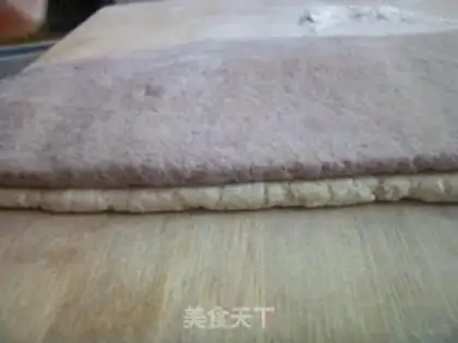 Make Two-colour buns step 4