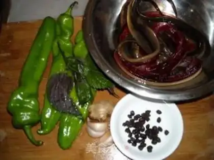 Make Pire peppers and pretzels step 0
