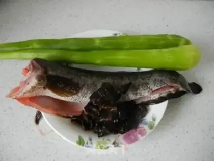 Make The mackerel blackfish soup step 0