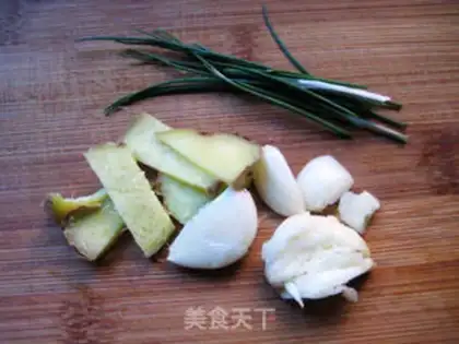Make The radish fish soup step 1
