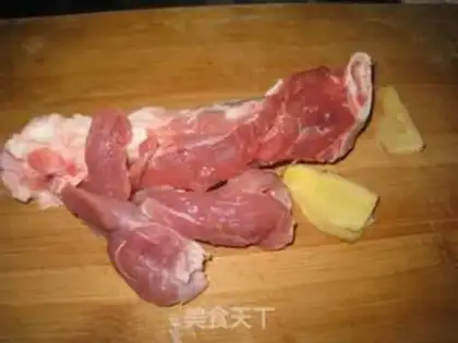 Make Scrawny soup step 1