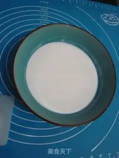 Make Mango rolls step 1