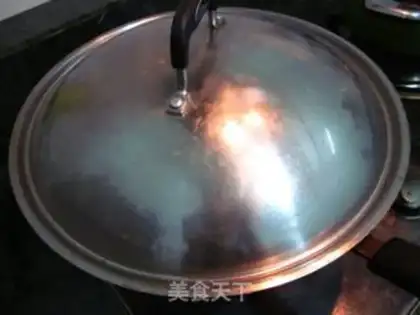 Make Mango rolls step 3