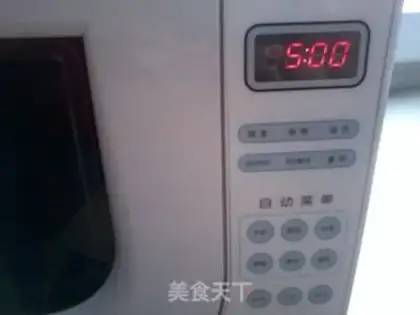 Make Microwave potato step 3