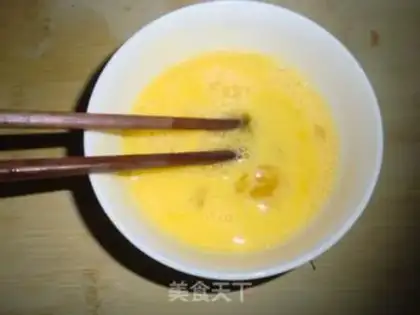 Make Cherokee tomato eggnut soup step 5