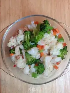 Make Shrimp, white sauce, rice step 16