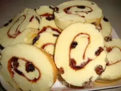 Make raisin blueberry rolls step 18