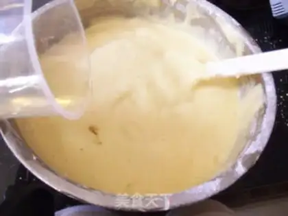 Make Cranberry sponge cake step 5
