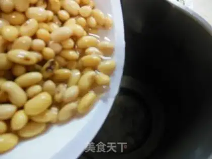Make Peanut walnuts step 2