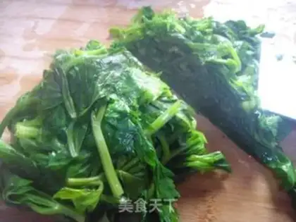 Make Wood and celery leaves step 3