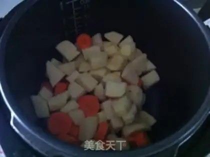 Make High-pressure pan, red-coloured cow step 0