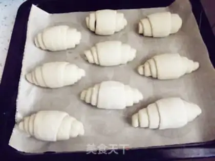 Make Chocolate rolls step 8