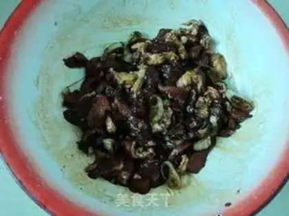 Make Four seasons of bean meat step 3