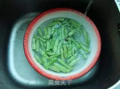 Make Four seasons of bean meat step 4