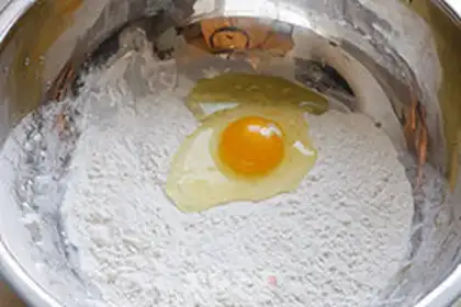 Make pancake ham pizza step 1