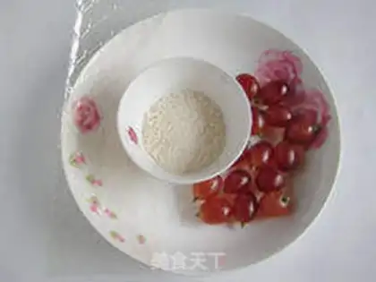 Make Snowflake chestnut cake step 1