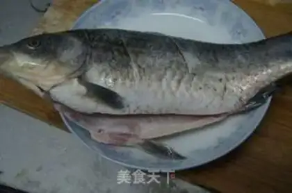 Make The radish fish soup step 2