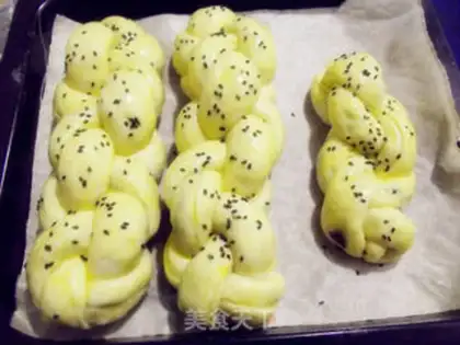 Make Bean saloon bread step 12