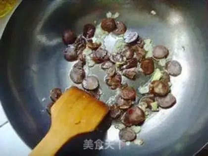 Make Sailor fried sausage step 7